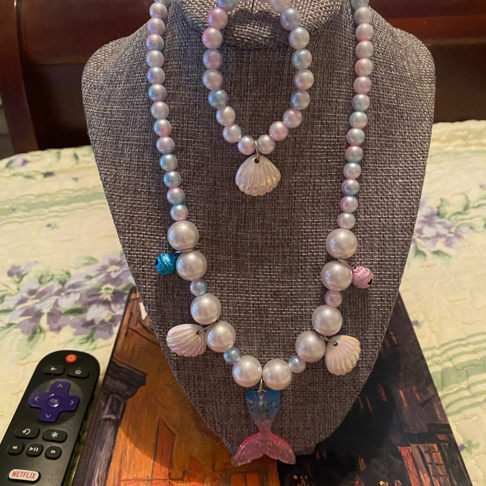 Children’s Mermaid Charm Pearl Necklace and Bracelet Set - Multicolor